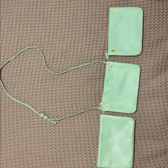 Mint green purse - Picture 2 of 3